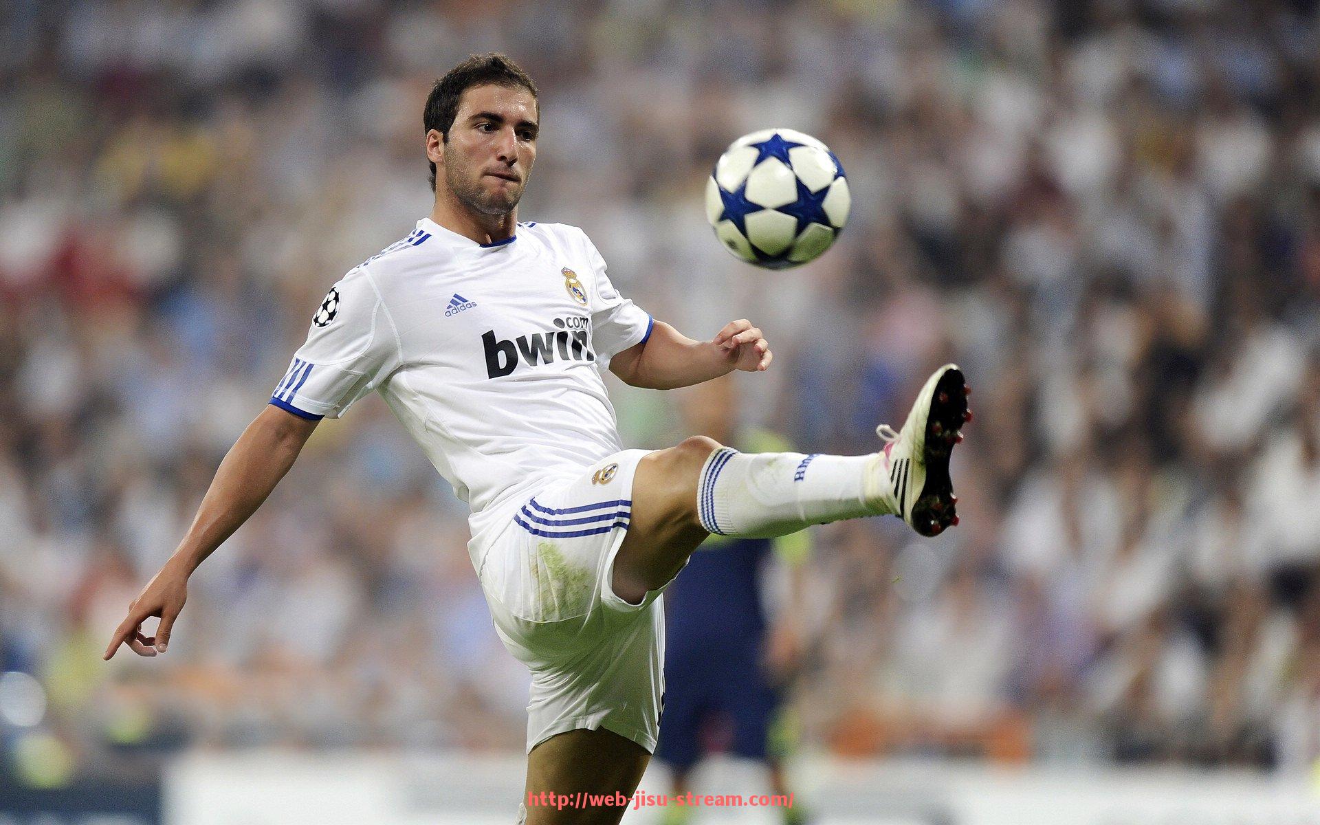 极速直播-欧冠阵容：解析欧冠各大球队的最佳阵容和战术布置